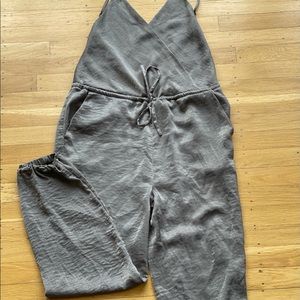 Silence + Noise | Silver PlungeNeck Jumpsuit | XS
